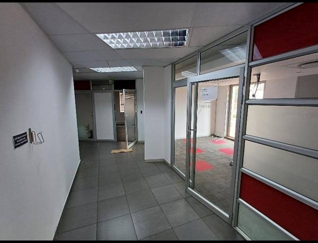 BUSINESS PROPERTY TO RENT IN ZWARTKOP